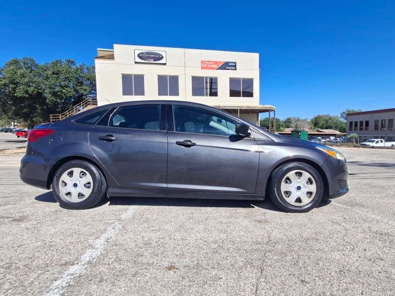 2016 Ford Focus S Sedan 4D, photo 1 of 20